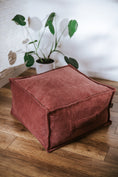 Carica l'immagine nel visualizzatore della galleria, Pouf a sacco quadrato per bambini, sgabello in velluto a coste, ideale per la cameretta dei bambini