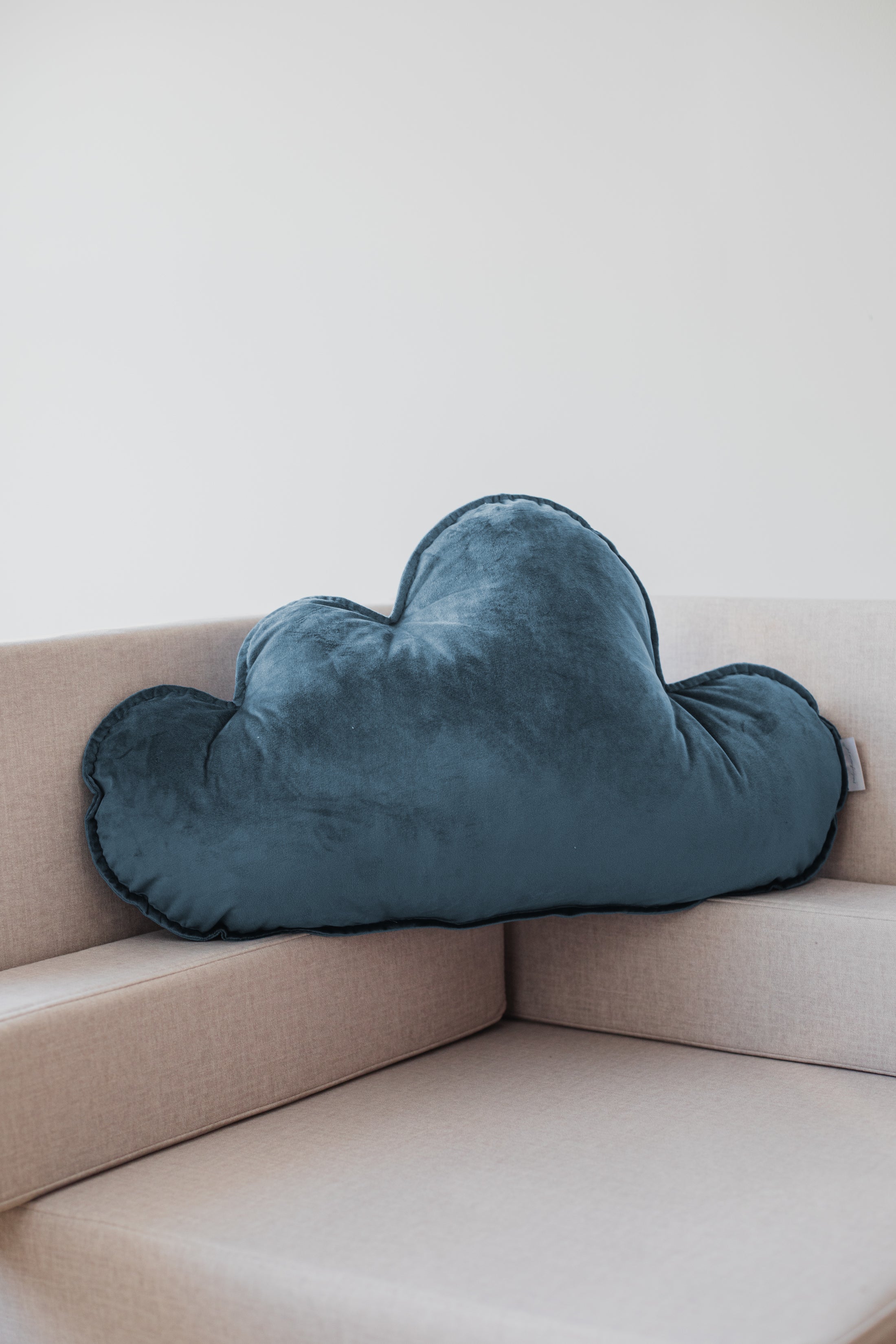 Cojín decorativo nube TERCIOPELO