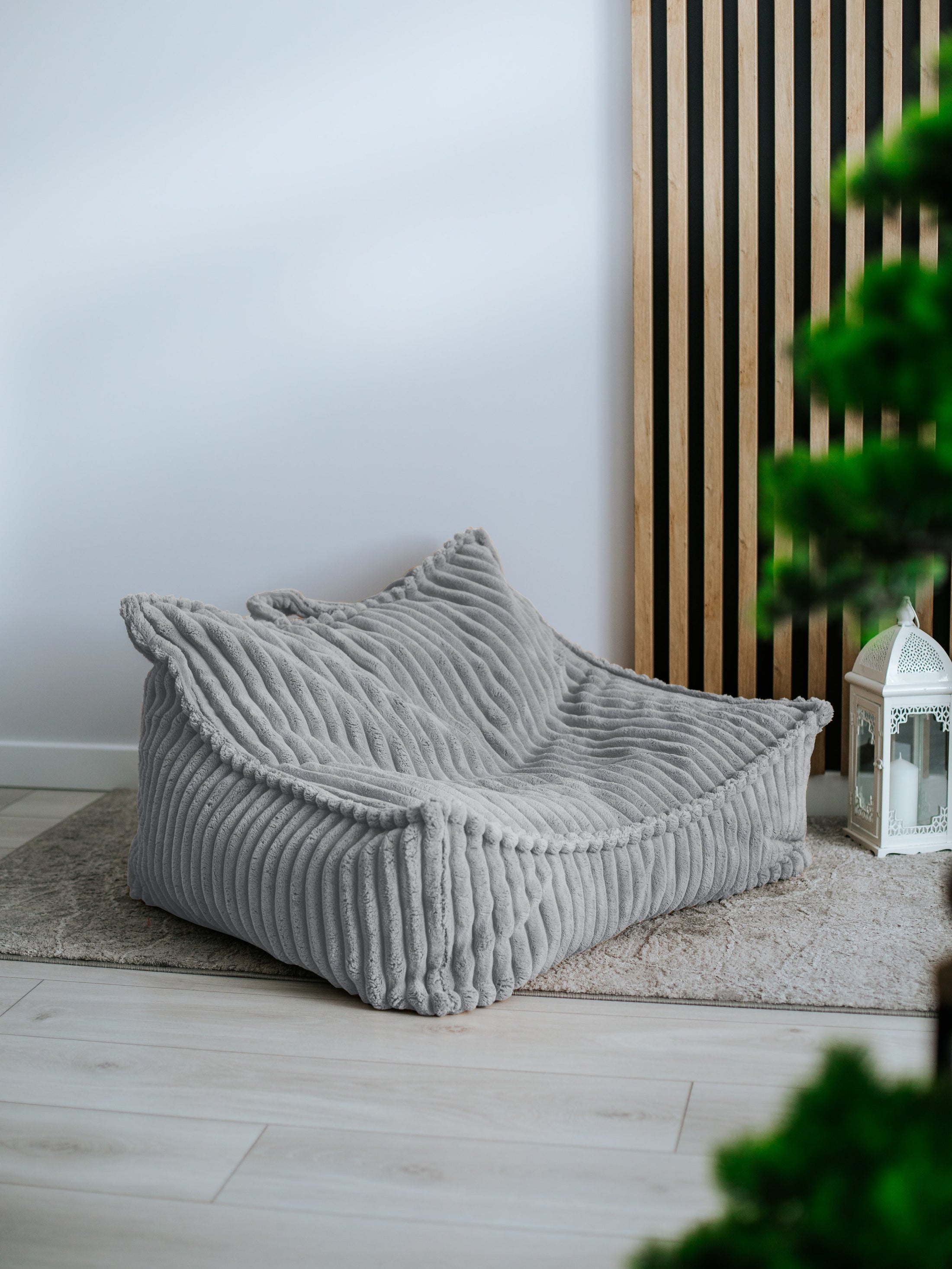 Poltrona Orsetto – Comfort e stile in velluto a coste largo