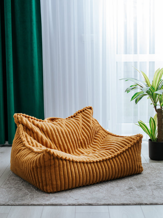 Poltrona Orsetto – Comfort e stile in velluto a coste largo