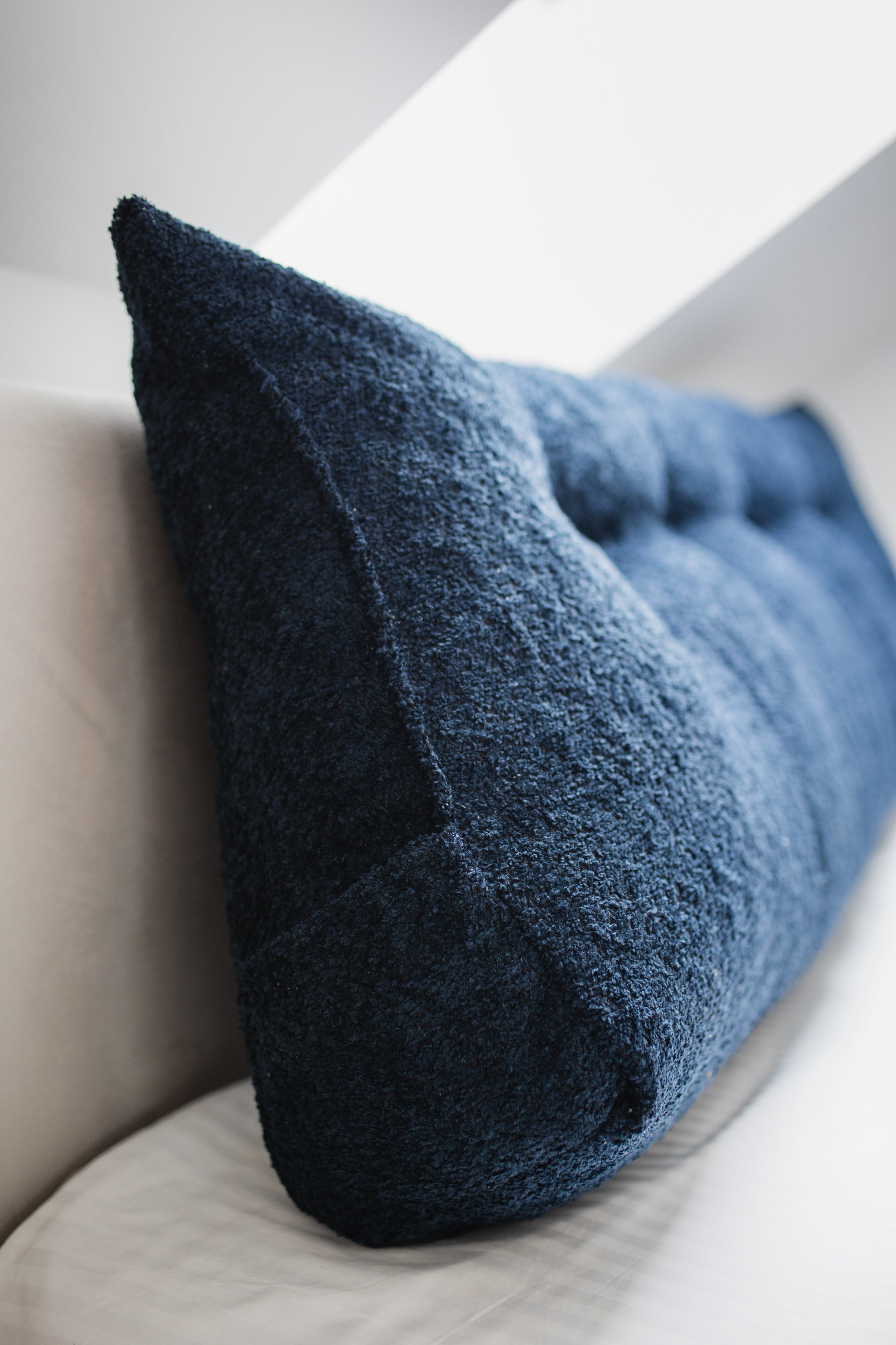 Testata del letto, Poggiatesta in Boucle fabric - perfetto per lunghe serate - un nuovo livello di relax in camera da letto