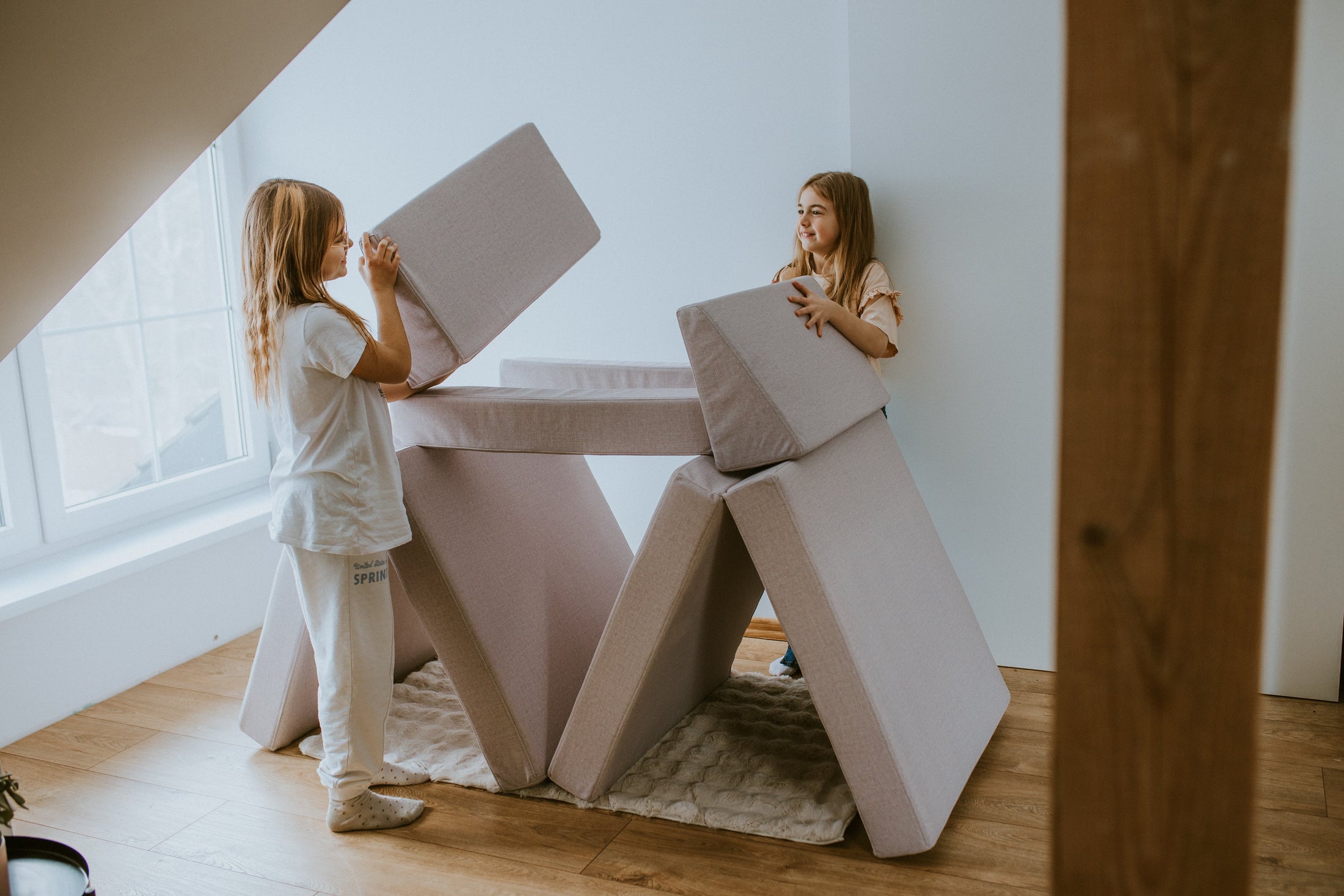 Divano modulare: il tuo spazio, il tuo comfort!