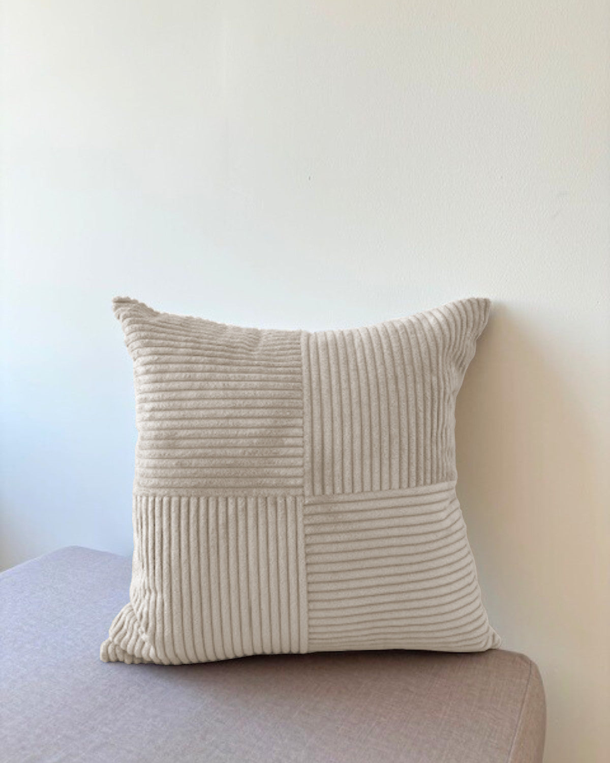 Dekokissen – Cord mit Schachbrettmuster