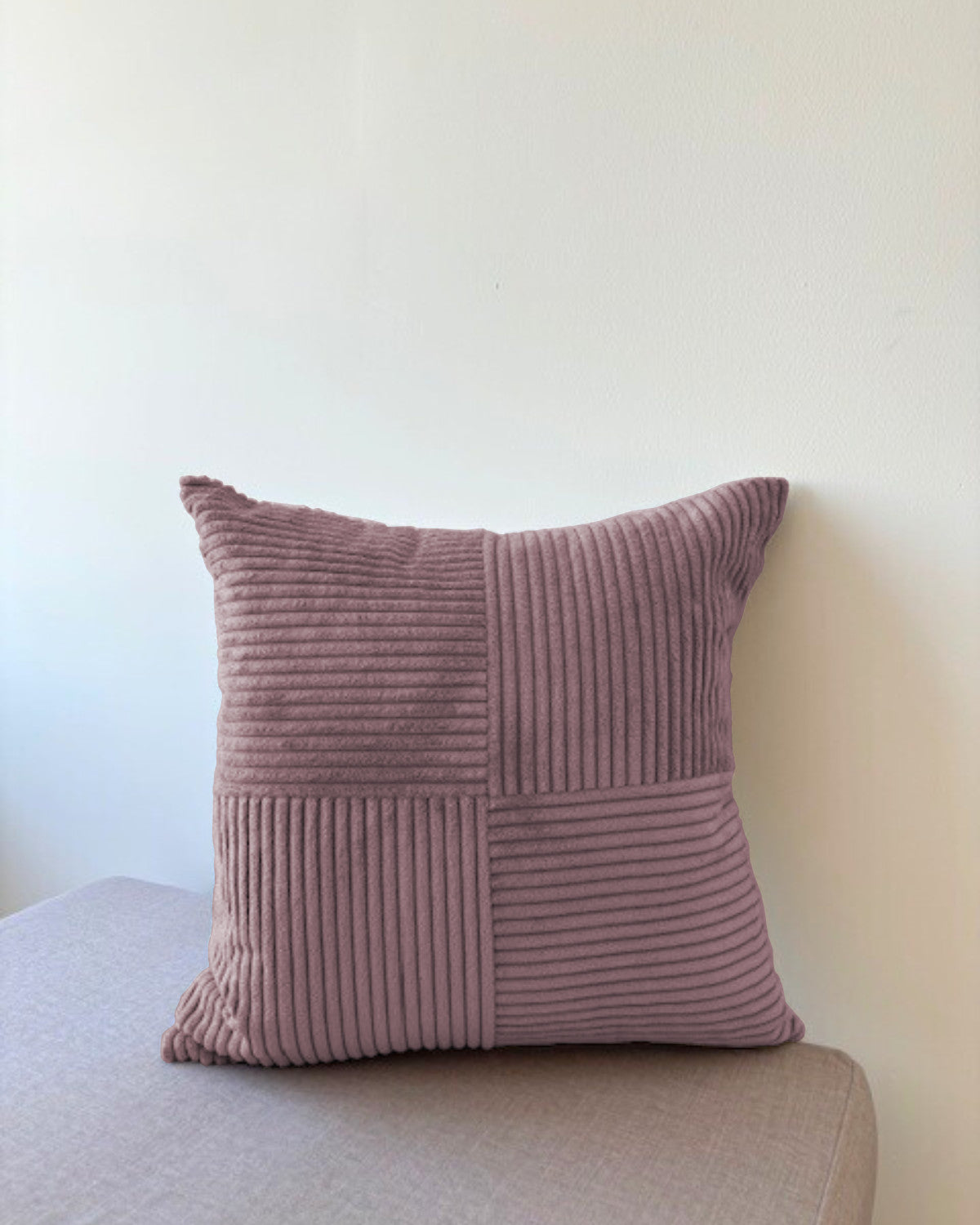 Dekokissen – Cord mit Schachbrettmuster