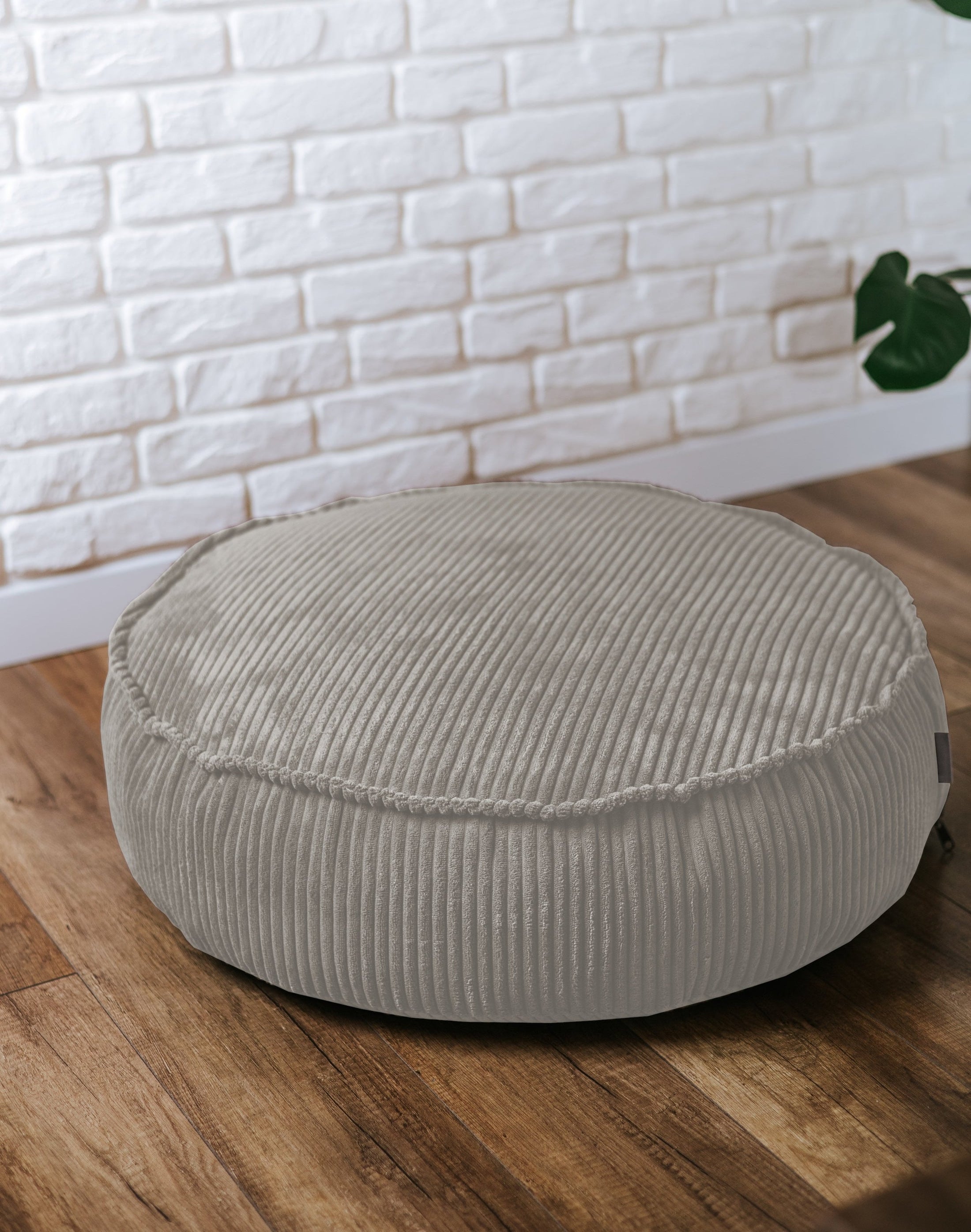 Pouf rotondo in velluto a coste, perfetto per un bambino - comfort per il tuo piccolo