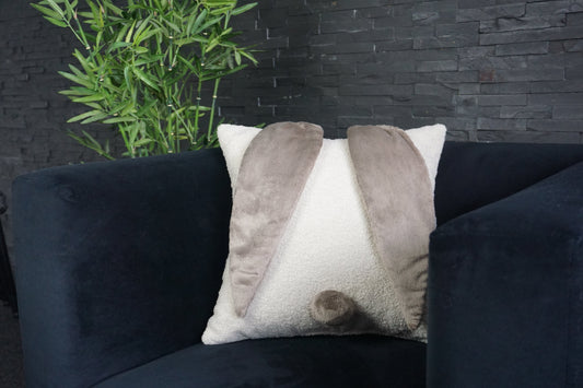 Cuscino con orecchie di coniglio e bouclé - Perfetto come regalo e per la decorazione d'interni