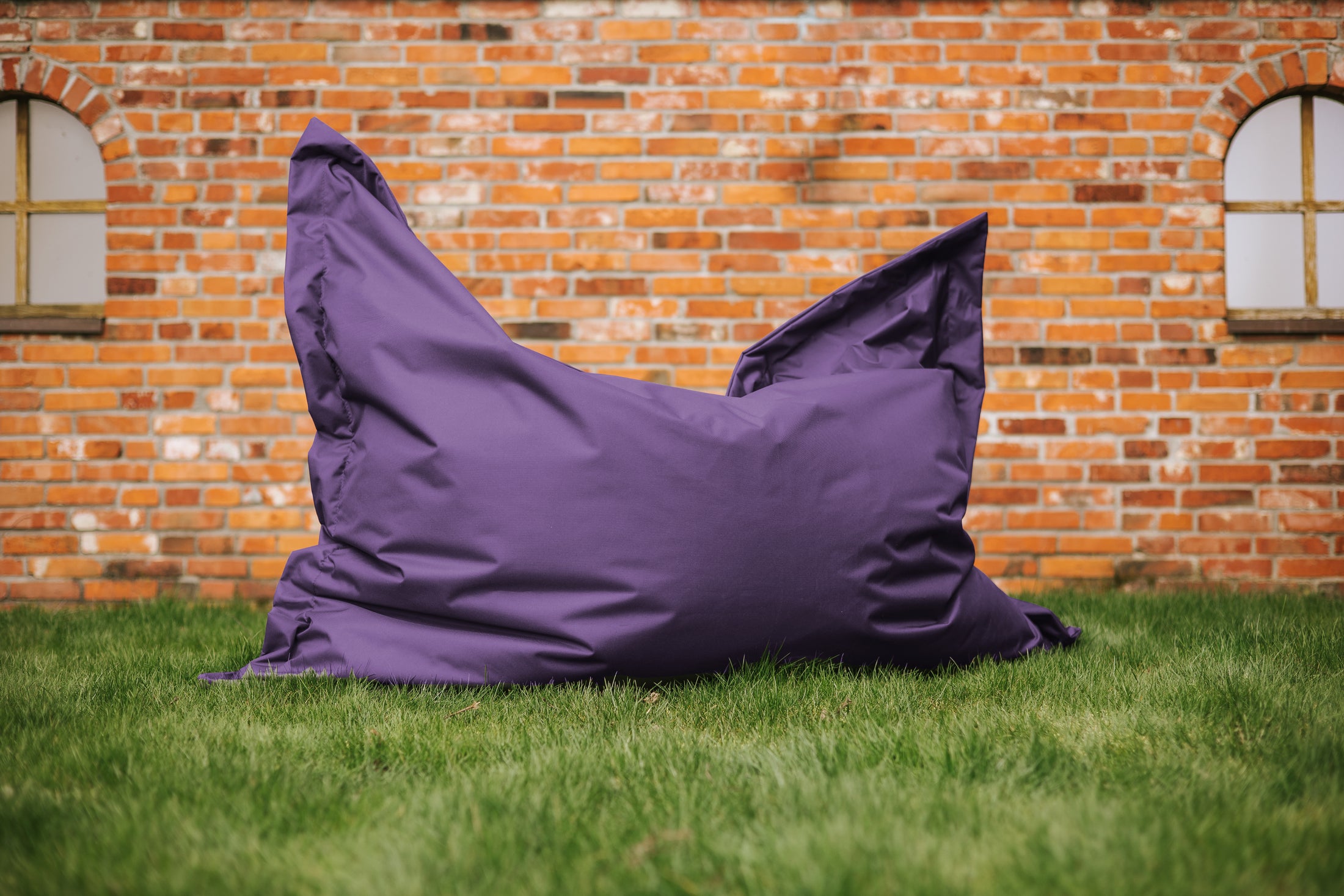 Sacco tipo Beanbag rettangolare in tre diversi dimensioni L, XL, XXL. Impermeabile per sdraiarsi e sedersi per interni ed esterni per salotto cameretta per bambini terazza giardino