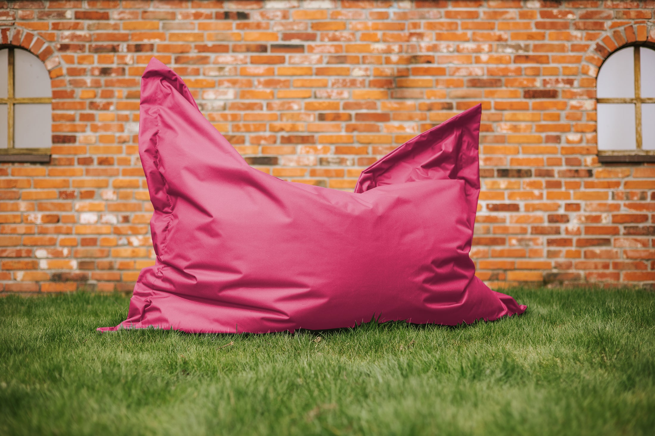 Sacco tipo Beanbag rettangolare in tre diversi dimensioni L, XL, XXL. Impermeabile per sdraiarsi e sedersi per interni ed esterni per salotto cameretta per bambini terazza giardino