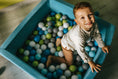 Cargar la imagen en la vista de la galería, Morbida piscina retangolare con palline di plastica per bambini 
