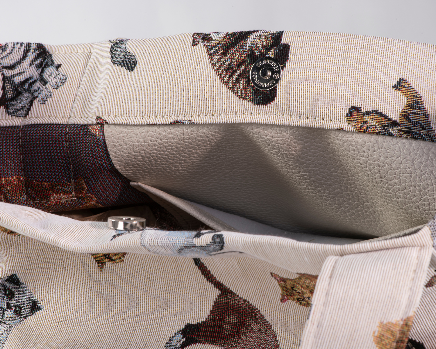 Eleganter Shopper aus spanischem Jacquard - Hunde- und Katzenmotiv, perfekt für Tierliebhaber